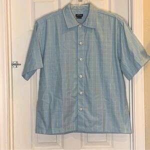 Urban Outfitters Standard Cloth Button Down Shirt Size Medium